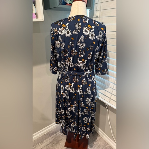 Kiyonna‎ Sunflower Essential Navy Wrap Dress - Picture 4 of 6